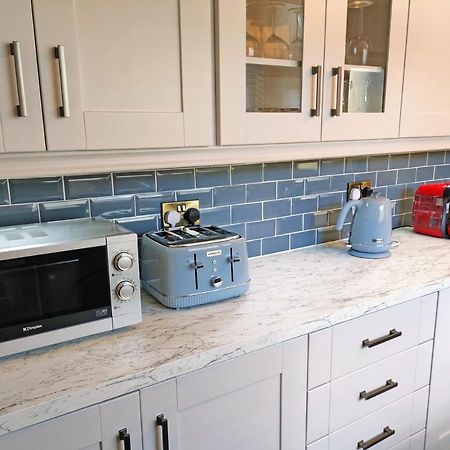 Tralee Townhouse Holiday Home By Trident Holiday Homes Kültér fotó