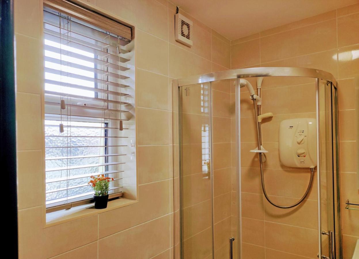 Tralee Townhouse Holiday Home By Trident Holiday Homes Kültér fotó